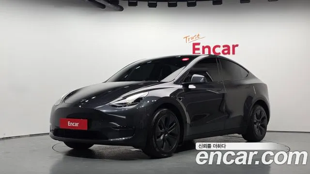 Фотография автомобиля — Tesla Model Y