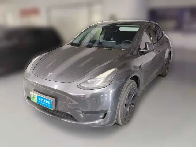 Фотография автомобиля — Tesla Model Y