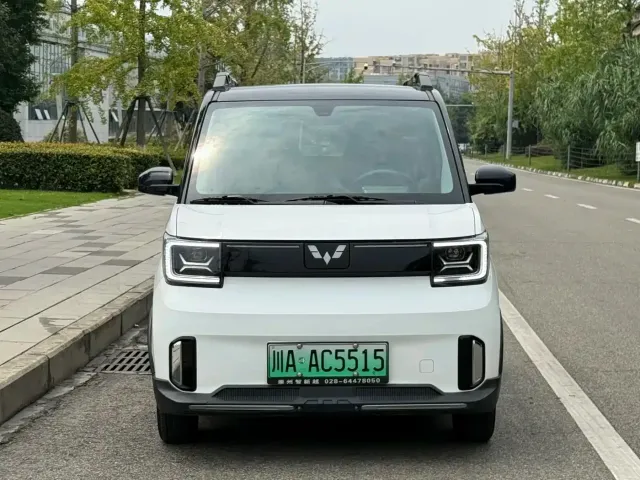 Wuling Hongguang Mini EV — Фото автомобиля 2