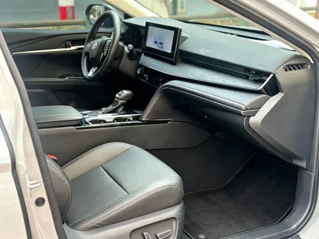 Toyota Camry — Фото автомобиля 19