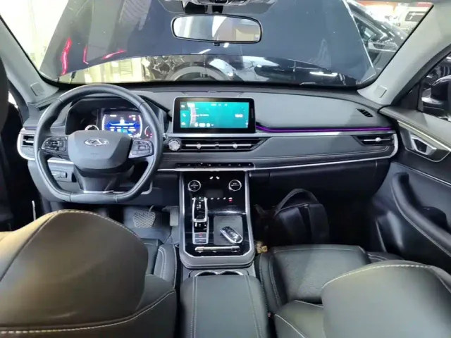 Chery Tiggo 8 — Фото автомобиля 9