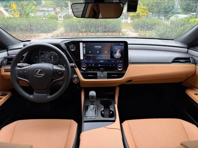 Lexus ES — Фото автомобиля 6