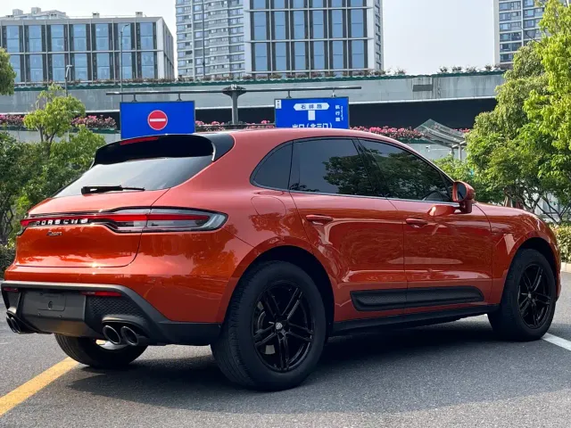 Porsche Macan — Фото автомобиля 14