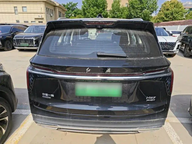 Hongqi HS7 PHEV — Фото автомобиля 5