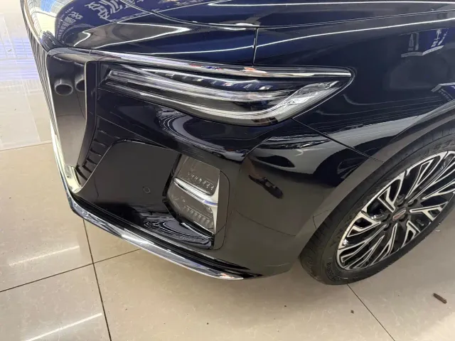 Hongqi H5 — Фото автомобиля 13