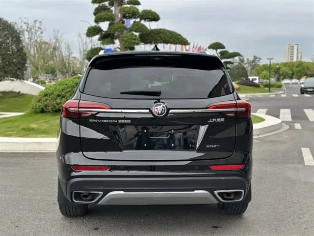 Buick Envision Plus — Фото автомобиля 10