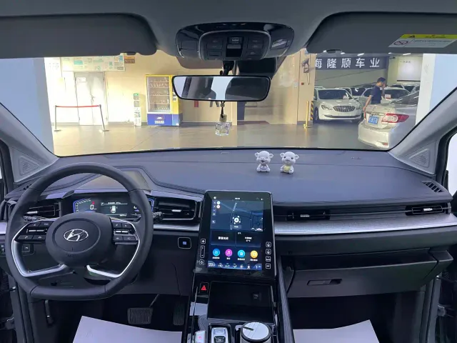 Hyundai Custo — Фото автомобиля 6