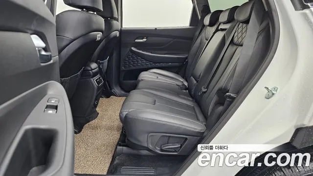 Hyundai Santafe — Фото автомобиля 10