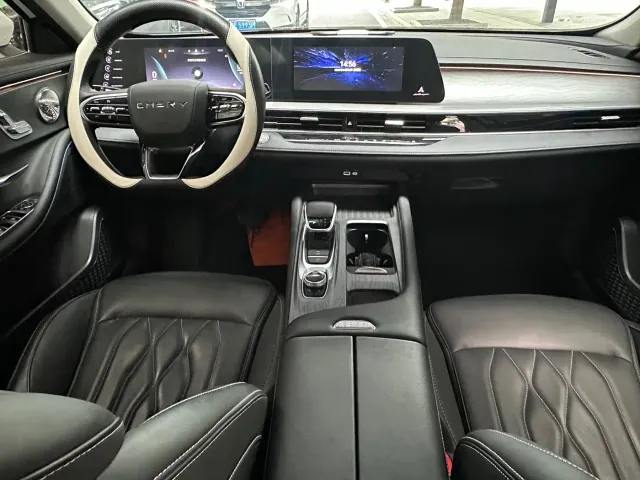 Chery Arrizo 8 — Фото автомобиля 5