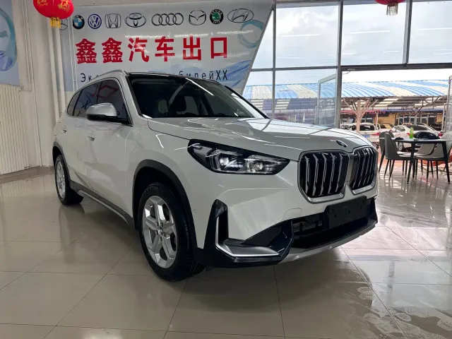 BMW X1 — Фото автомобиля 3
