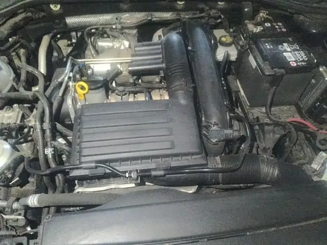 Volkswagen Passat — Фото автомобиля 16