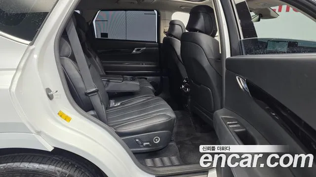 Genesis GV80 2.5T Бензин AWD — Фото автомобиля 11