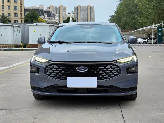 Ford Mondeo — Фото автомобиля 2