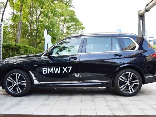 BMW X7 — Фото автомобиля 5