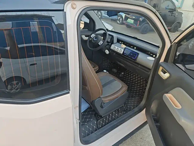 Wuling Hongguang Mini EV — Фото автомобиля 24
