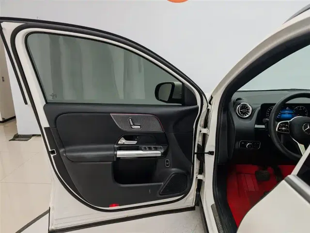 Mercedes-Benz GLA-Class — Фото автомобиля 7