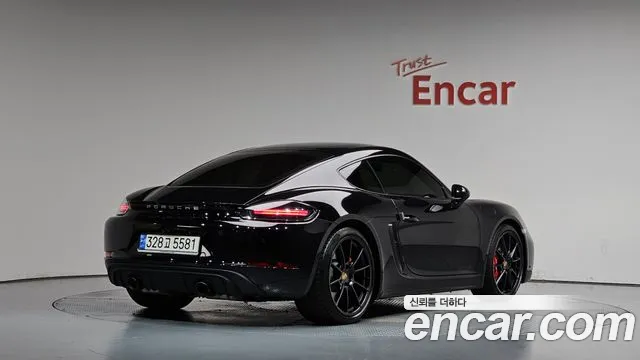 Porsche 718 — Фото автомобиля 2