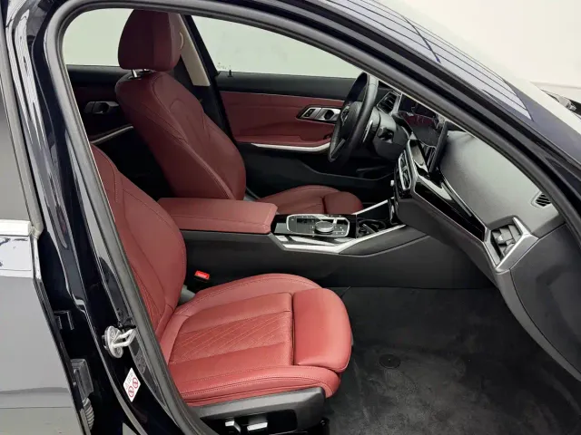 BMW 3 Series — Фото автомобиля 10