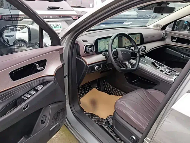 Chery Tiggo 9 C-DM — Фото автомобиля 15