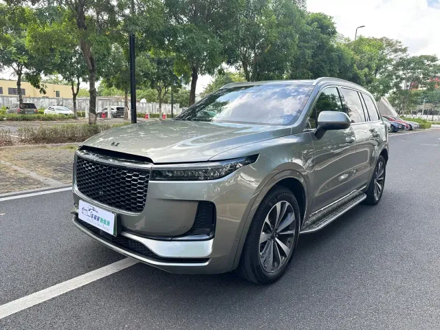 Фотография автомобиля — Li Auto ONE