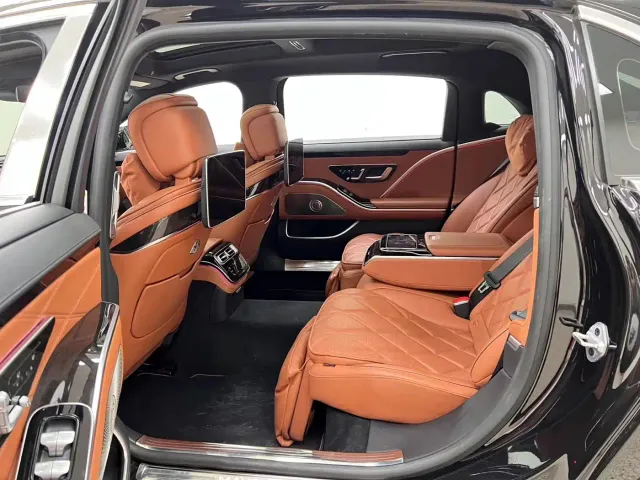 Mercedes-Benz Maybach S-Class — Фото автомобиля 13