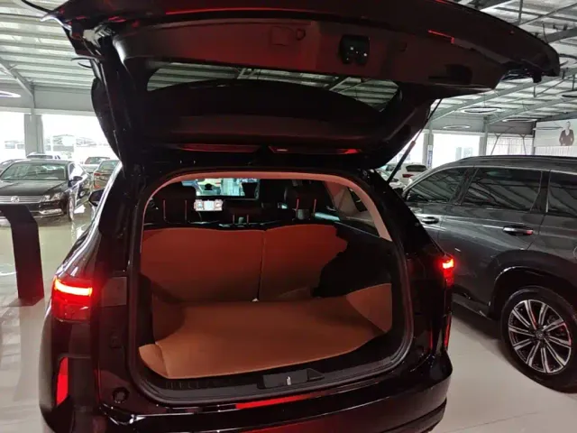 Haval H6 — Фото автомобиля 18