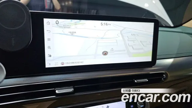 Genesis GV60 — Фото автомобиля 23