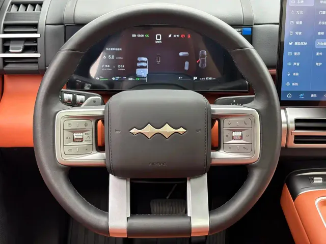 BYD FangChengBao Titanium 7 — Фото автомобиля 15