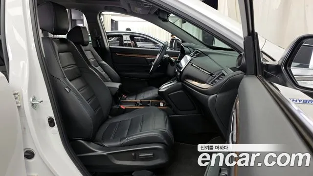 Honda CR-V CR-V 5-е поколение 2.0 гибрид Touring 4WD — Фото автомобиля 9