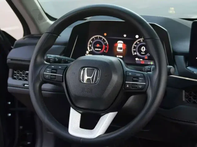 Honda Accord 2025 260TURBO Luxury Edition — Фото автомобиля 8