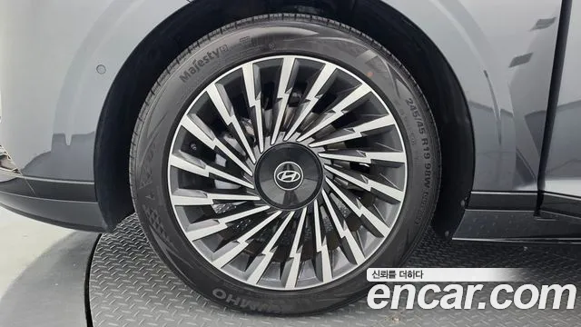 Hyundai Grandeur GN7 — Фото автомобиля 5