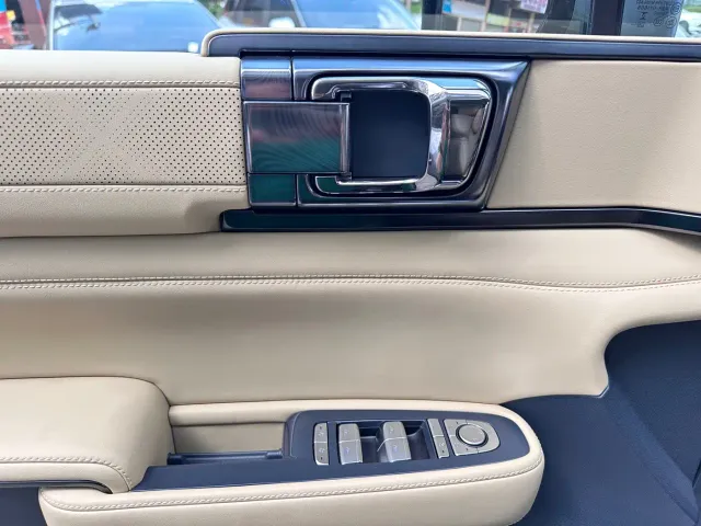 BYD FangChengBao Leopard 5 — Фото автомобиля 16