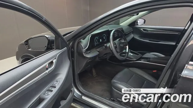 Hyundai Grandeur New — Фото автомобиля 15
