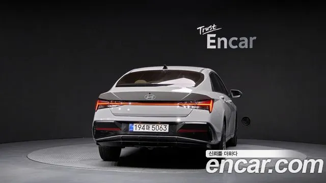 Hyundai Avante CN7 — Фото автомобиля 4