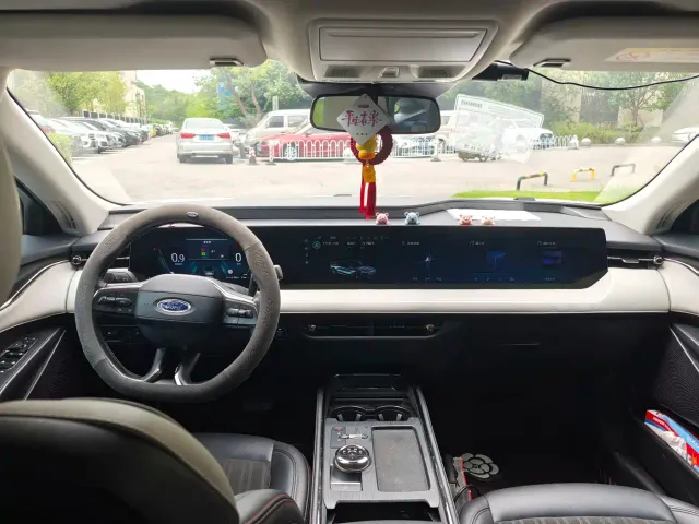 Ford Mondeo — Фото автомобиля 11