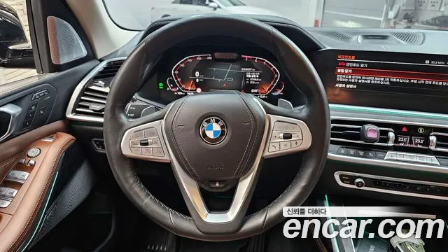 BMW X7 — Фото автомобиля 13