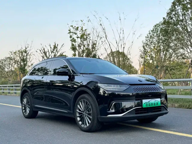Leapmotor C11 — Фото автомобиля 3