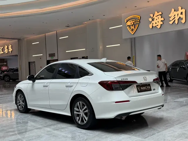 Honda Civic — Фото автомобиля 4