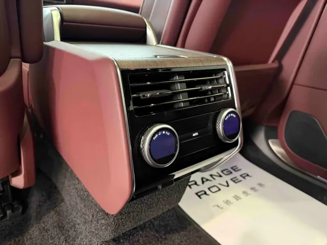 Land Rover Range Rover — Фото автомобиля 19