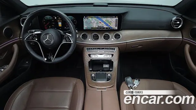 Mercedes-Benz E-Class W213 — Фото автомобиля 10