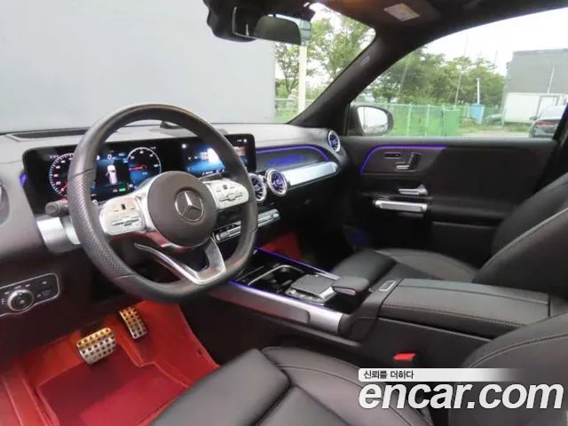 Mercedes-Benz EQB — Фото автомобиля 16