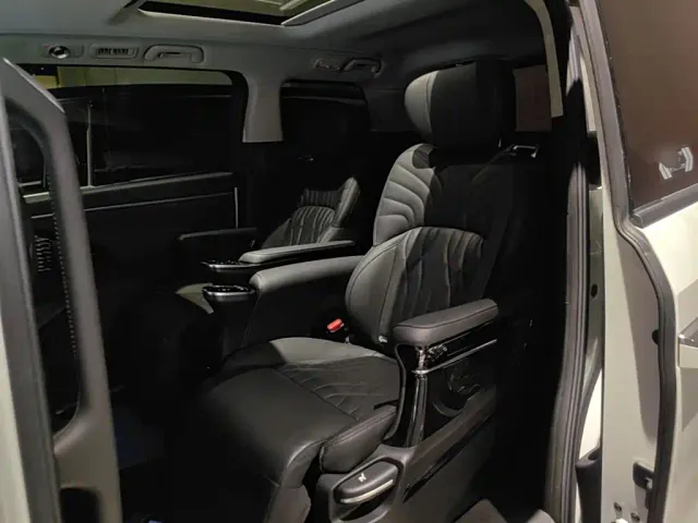 GAC Trumpchi M8 — Фото автомобиля 16