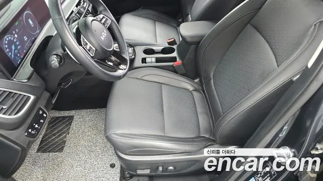 Kia Seltos Бензин 1.6 турбо 2WD — Фото автомобиля 30