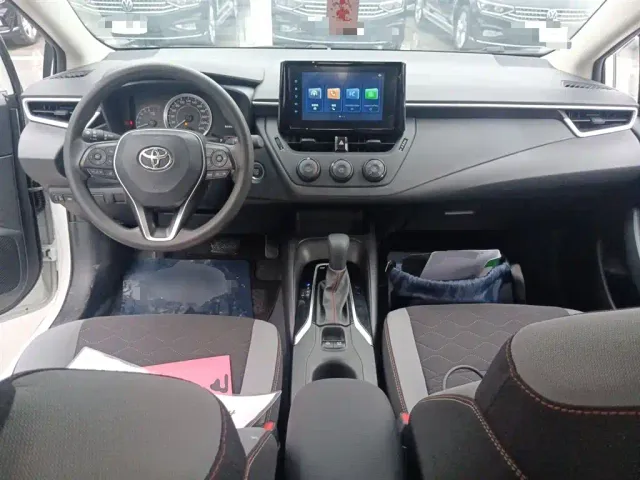 Toyota Corolla — Фото автомобиля 9