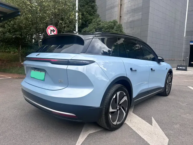 Nio ES6 — Фото автомобиля 18