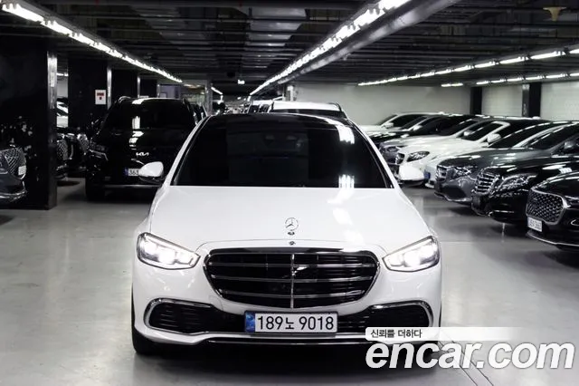 Mercedes-Benz S-Class — Фото автомобиля 2
