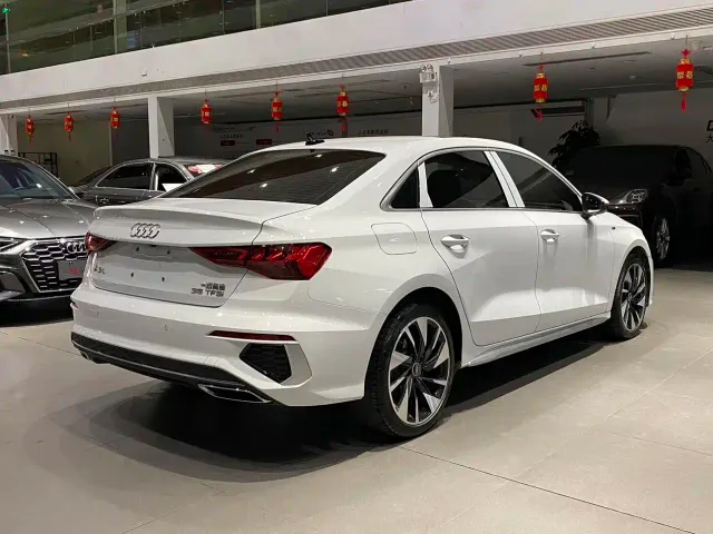 Audi A3 — Фото автомобиля 4