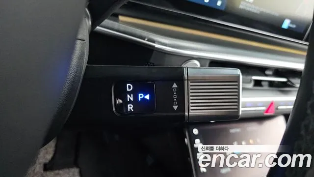 Hyundai Grandeur GN7 — Фото автомобиля 12