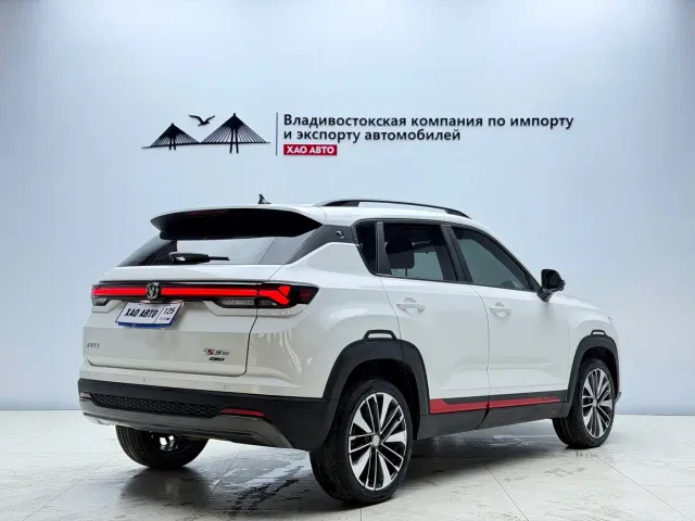 Changan CS35 Plus — Фото автомобиля 6