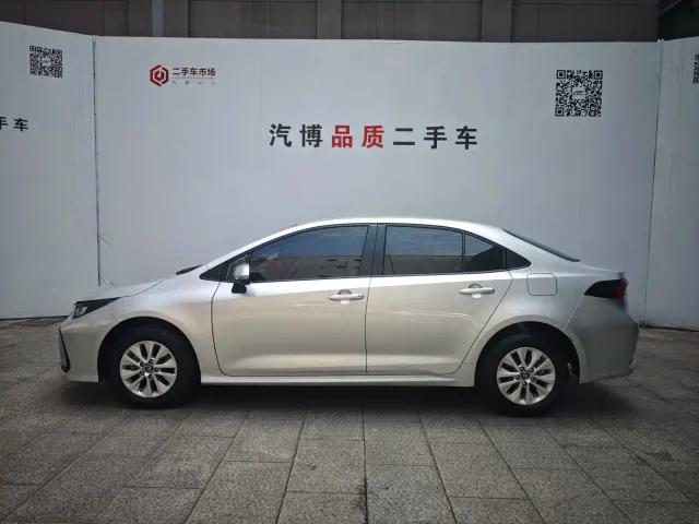 Toyota Corolla — Фото автомобиля 4
